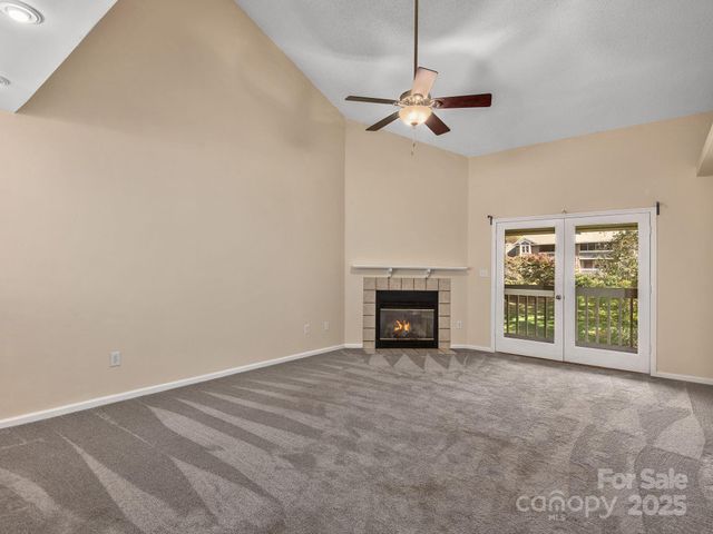 8 Willow Tree Run 8, Asheville, NC 28803