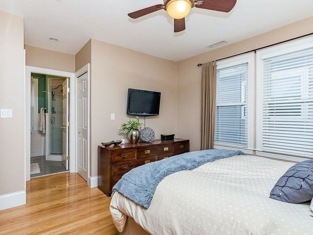 51 Eliot St 51, Watertown, MA 02472