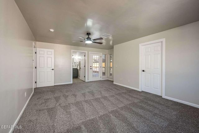 104 CHALK MOUNTAIN Court, Santa Teresa, NM 88008