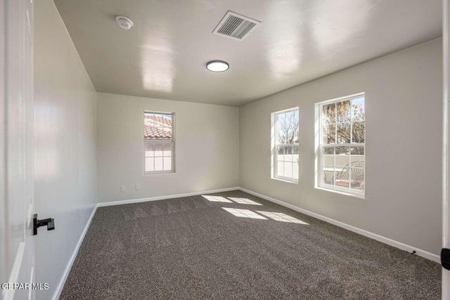 104 CHALK MOUNTAIN Court, Santa Teresa, NM 88008