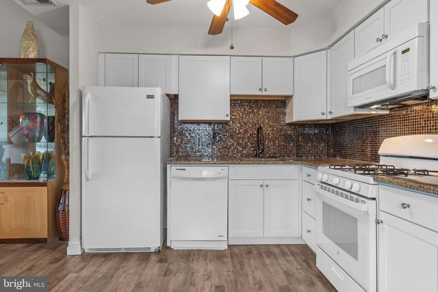 600 HAZELL LN, Philadelphia, PA 19116