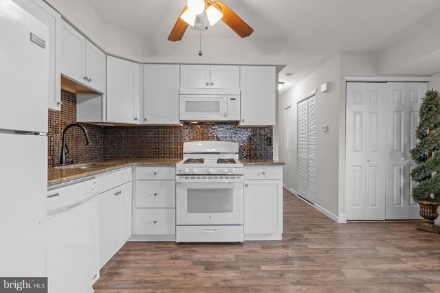 600 HAZELL LN, Philadelphia, PA 19116