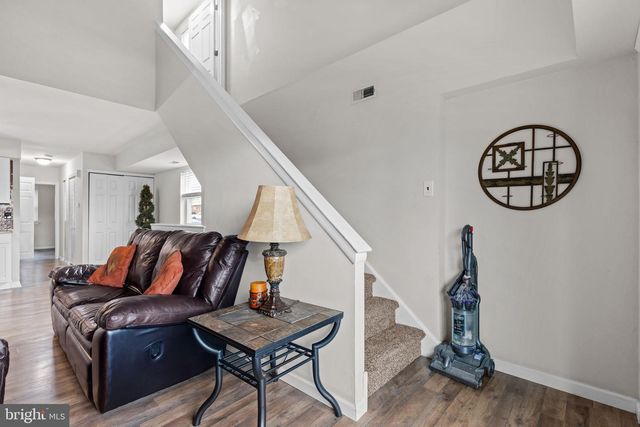 600 HAZELL LN, Philadelphia, PA 19116