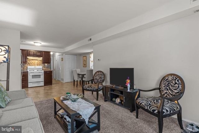 600 HAZELL LN, Philadelphia, PA 19116