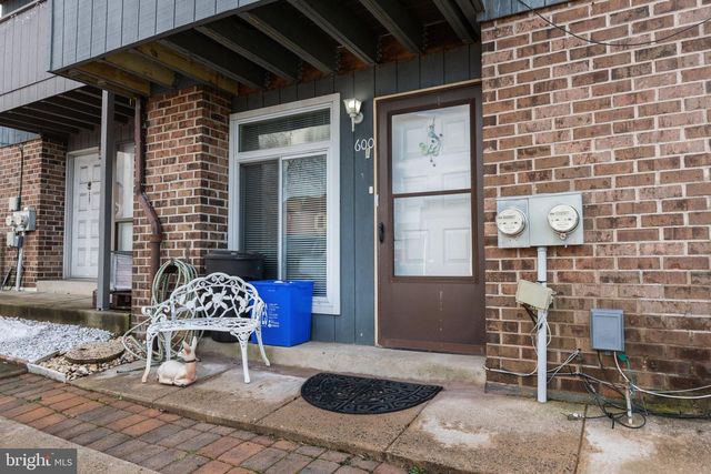 600 HAZELL LN, Philadelphia, PA 19116