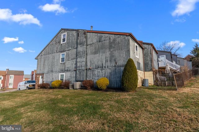 600 HAZELL LN, Philadelphia, PA 19116