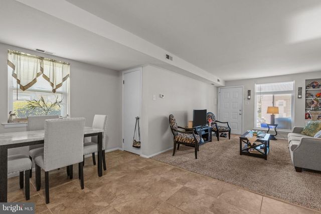 600 HAZELL LN, Philadelphia, PA 19116