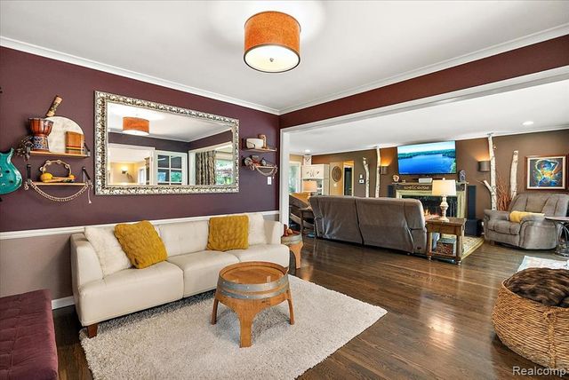4170 Sandy Lane, Bloomfield Hills, MI 48301