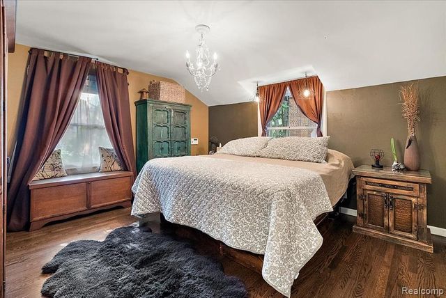 4170 Sandy Lane, Bloomfield Hills, MI 48301