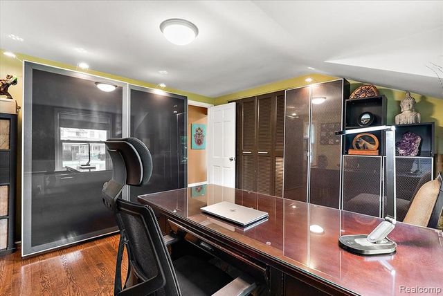 4170 Sandy Lane, Bloomfield Hills, MI 48301