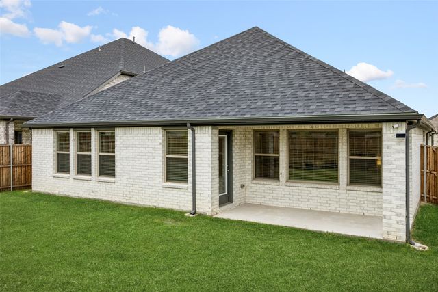 383 Silver Springs Lane, Lavon, TX 75166