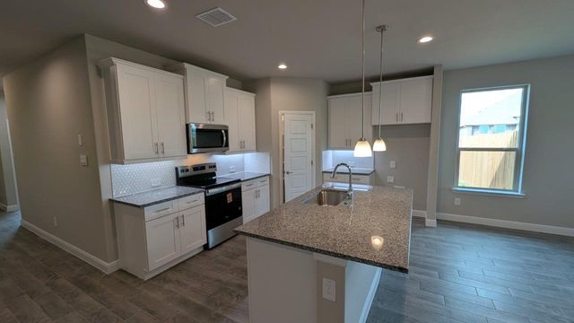 1252 BELTWAY Lane, Granbury, TX 76048