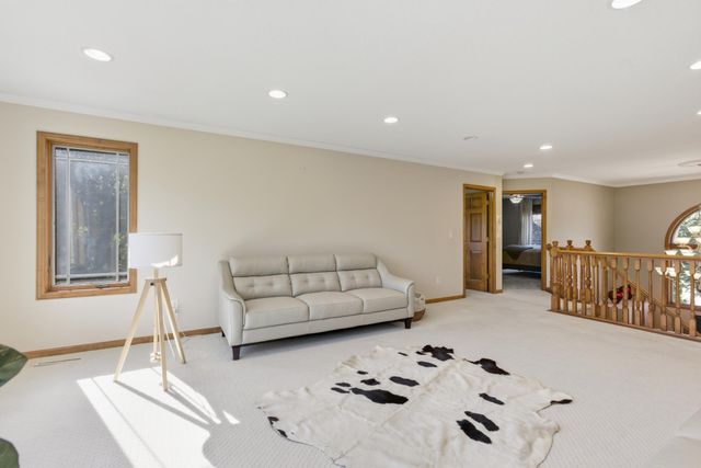 301 Plymouth Road, Minnetonka, MN 55305