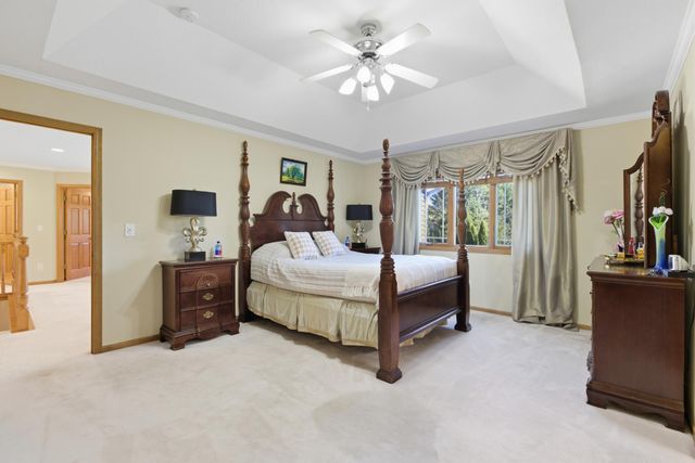 301 Plymouth Road, Minnetonka, MN 55305