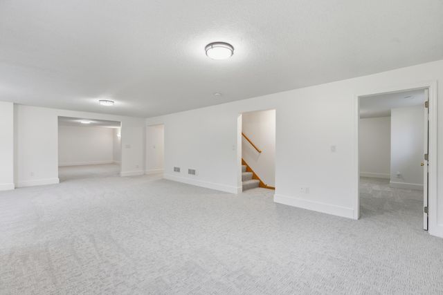 301 Plymouth Road, Minnetonka, MN 55305