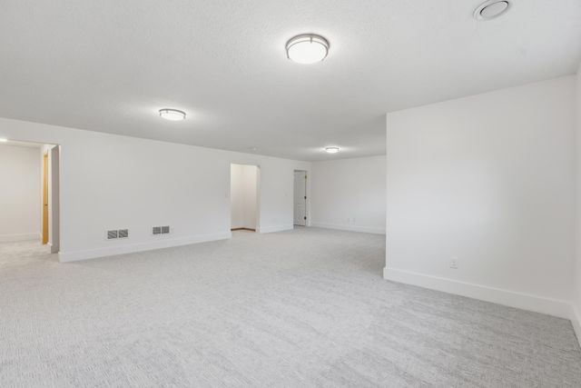 301 Plymouth Road, Minnetonka, MN 55305