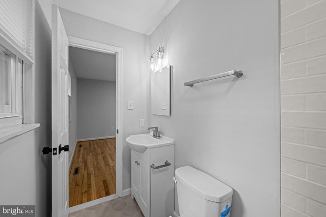100 OAK DR, Annapolis, MD 21403