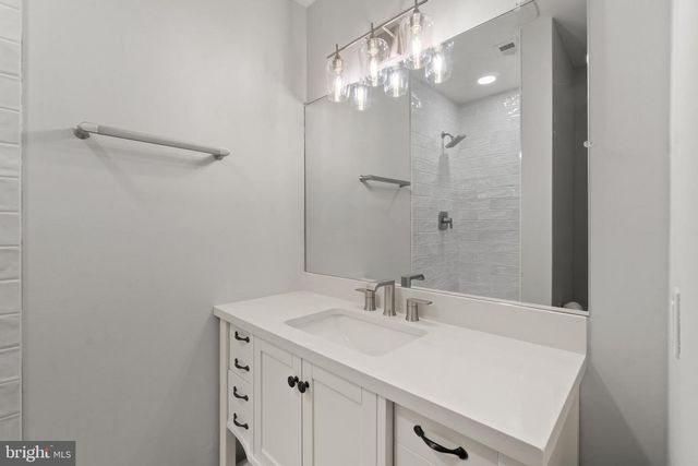 100 OAK DR, Annapolis, MD 21403