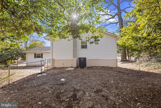 100 OAK DR, Annapolis, MD 21403