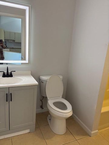 6503 Chasewood Drive H, Jupiter, FL 33458