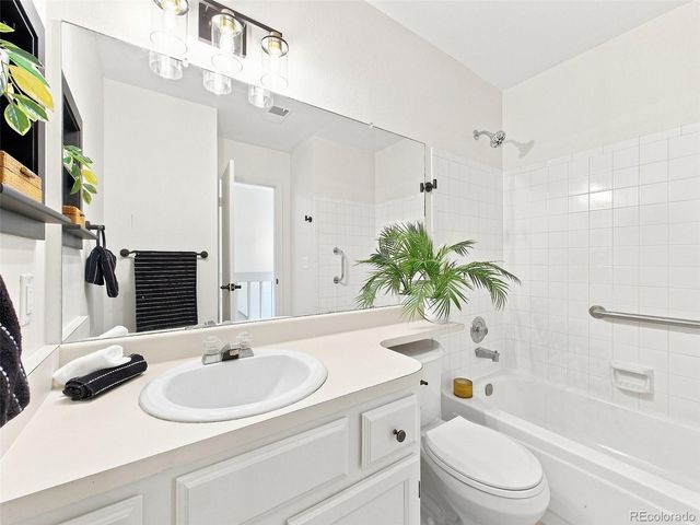 11155 W 17th Avenue 105, Denver, CO 80215