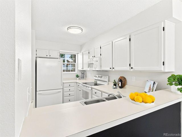 11155 W 17th Avenue 105, Denver, CO 80215
