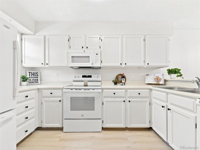 11155 W 17th Avenue 105, Denver, CO 80215