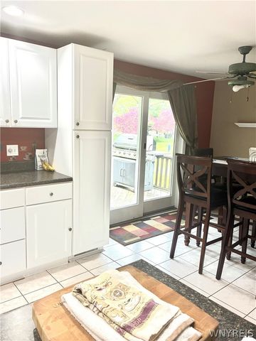 3979 Ridgelea Drive, Newfane, NY 14094