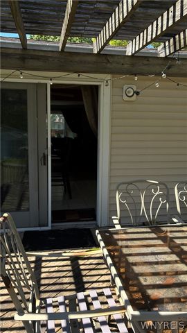3979 Ridgelea Drive, Newfane, NY 14094