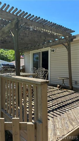 3979 Ridgelea Drive, Newfane, NY 14094