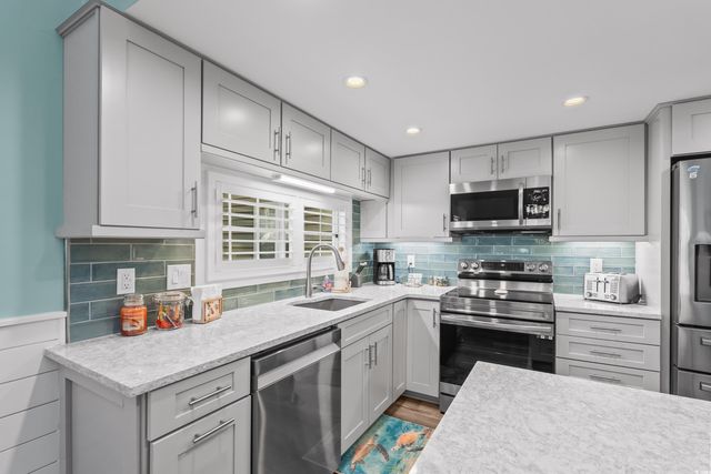 304 Cumberland Terrace Dr Apt 2F, Myrtle Beach, SC 29572