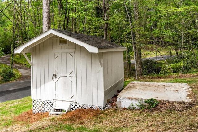 714 Edgewood Road, Asheboro, NC 27205