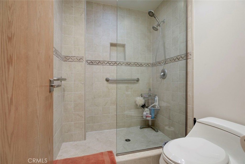 Image 29 of property listing at 6911 Valmont Street, Tujunga, CA 91042