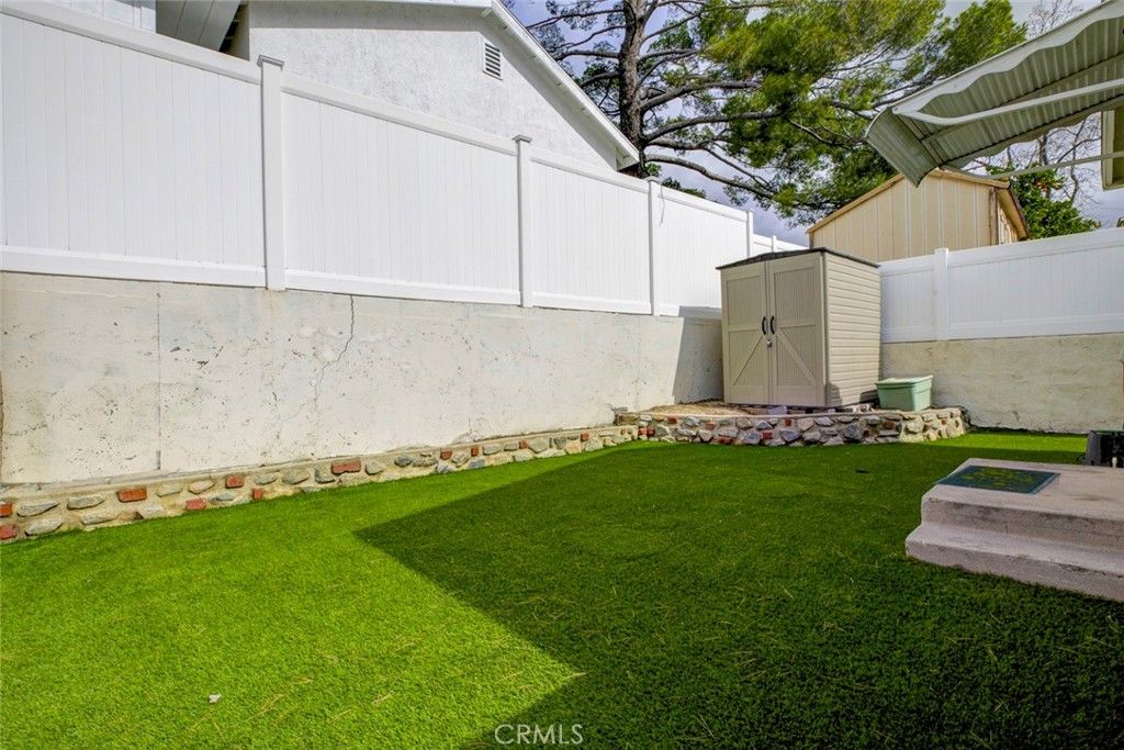 Image 49 of property listing at 6911 Valmont Street, Tujunga, CA 91042