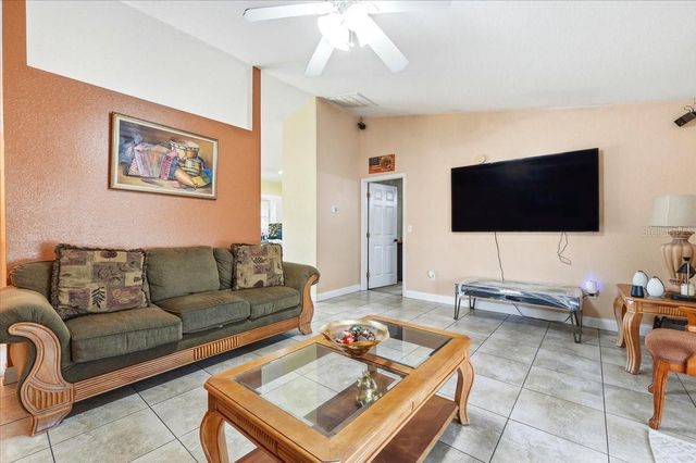 1211 LAKE LOOP, Winter Haven, FL 33880