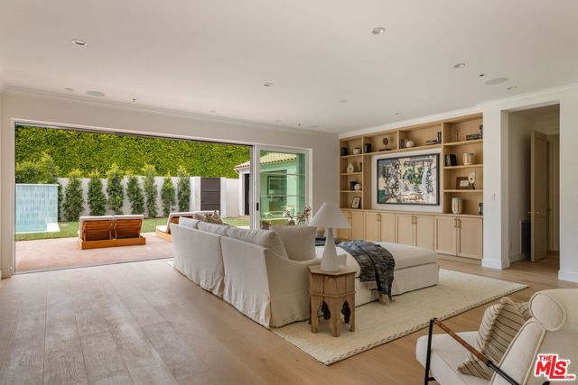 605 N Elm Drive, Beverly Hills, CA 90210