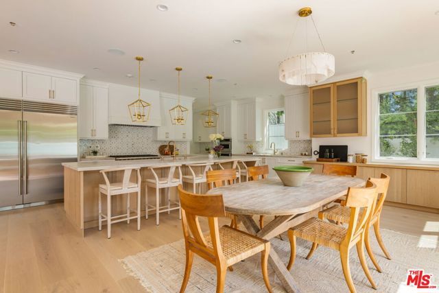 605 N Elm Drive, Beverly Hills, CA 90210