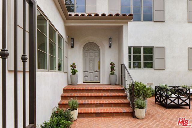 605 N Elm Drive, Beverly Hills, CA 90210