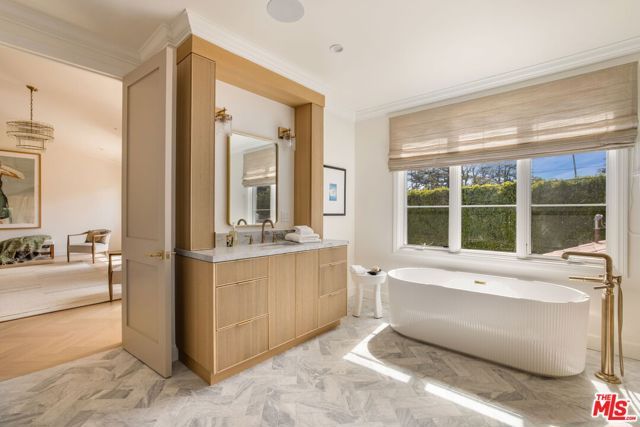 605 N Elm Drive, Beverly Hills, CA 90210