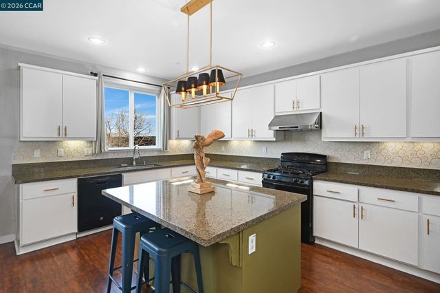 130 Savona Way, Bay Point, CA 94565