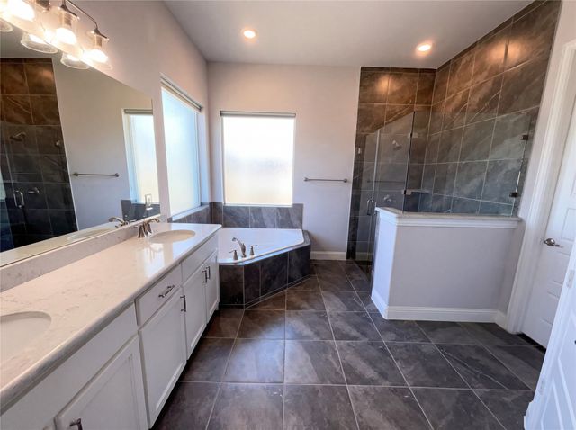 2221 Laguna Drive, Rowlett, TX 75088