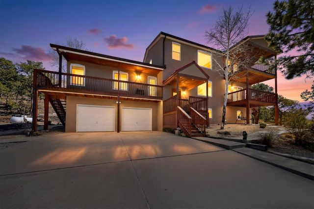 32 Camino De Avila, Tijeras, NM 87059