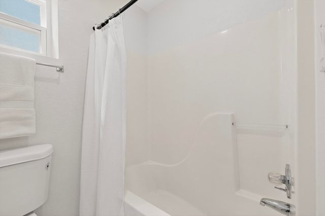 32 Camino De Avila, Tijeras, NM 87059