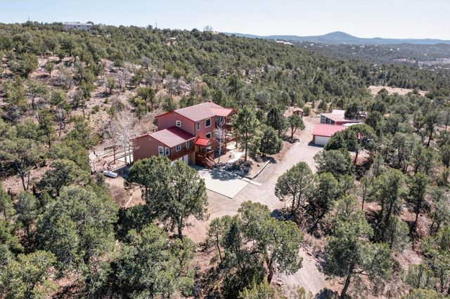 32 Camino De Avila, Tijeras, NM 87059