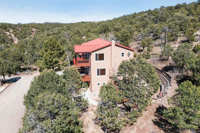 32 Camino De Avila, Tijeras, NM 87059