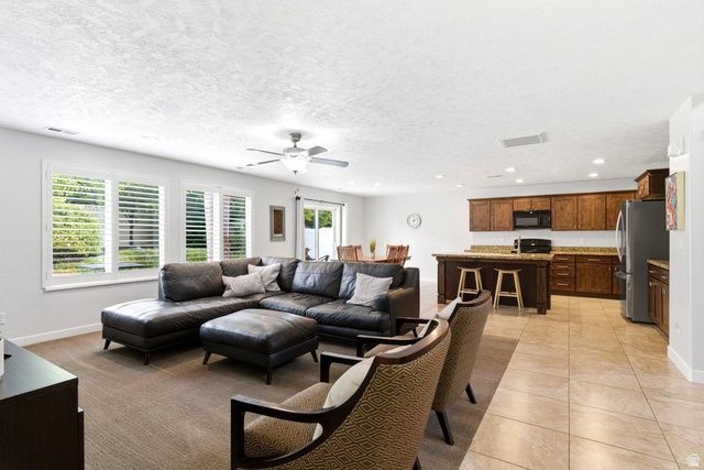 726 N MONARCH WAY, Farmington, UT 84025