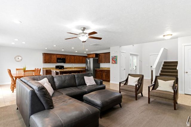 726 N MONARCH WAY, Farmington, UT 84025