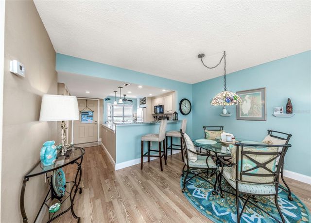 1324 PASADENA AVENUE S 607, South Pasadena, FL 33707