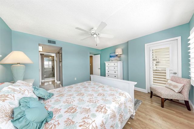 1324 PASADENA AVENUE S 607, South Pasadena, FL 33707