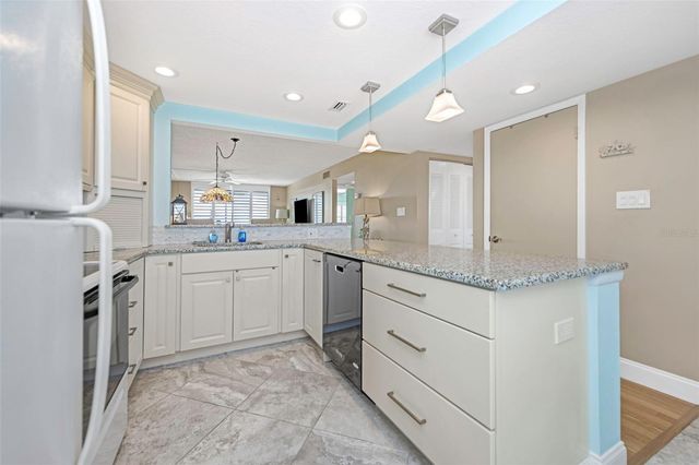 1324 PASADENA AVENUE S 607, South Pasadena, FL 33707